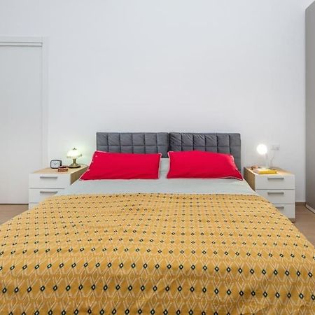Liberty House, In Stile Retro! Apartment มิลาน ภายนอก รูปภาพ