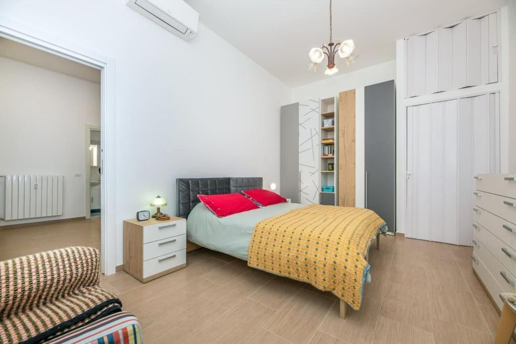 Liberty House, In Stile Retro! Apartment มิลาน ภายนอก รูปภาพ
